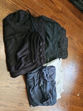 Clothing Bundle. 3 Pair Large Black Shorts & 2 Shirts